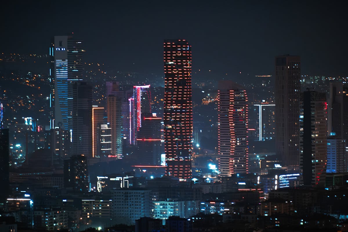 İzmir otel rehberi gece manzarası